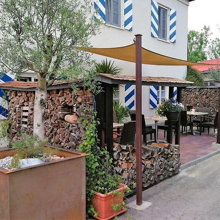 Landhotel Roemerkessel Fuchstal エクステリア 写真