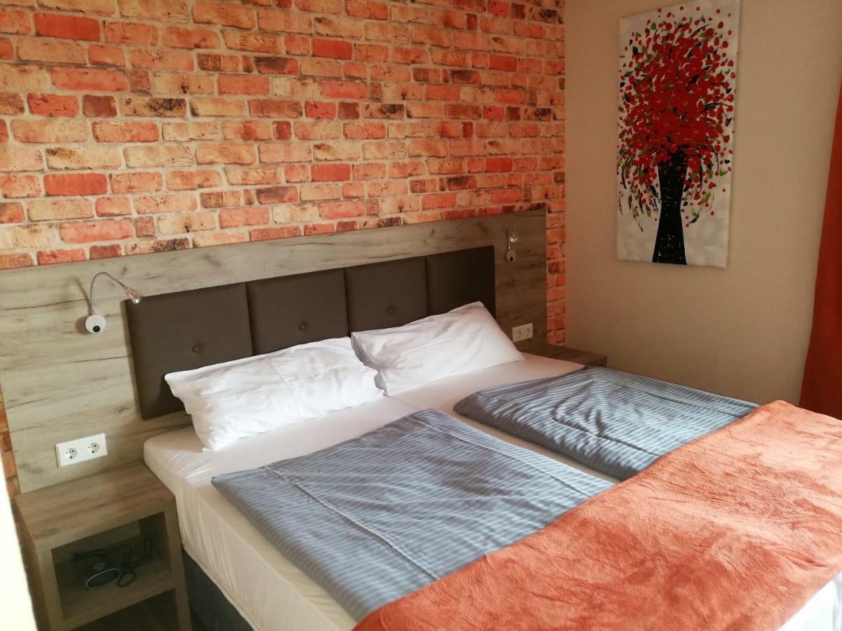Landhotel Roemerkessel Fuchstal エクステリア 写真