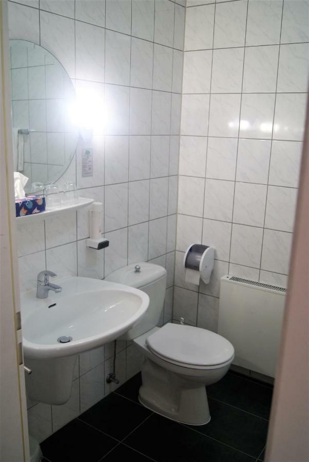 Landhotel Roemerkessel Fuchstal エクステリア 写真